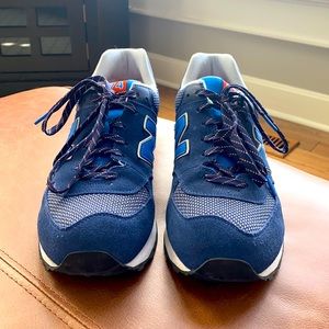 New Balance mens shoe